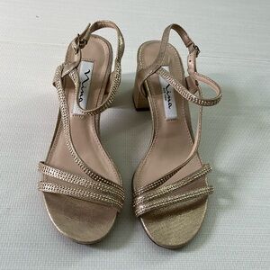 Nina Gold Sparkly Sandals Size 5.5